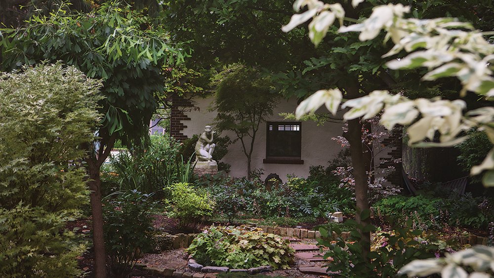 Take a peek inside some of St. Louis' most beautiful gardens - Vimarsana News