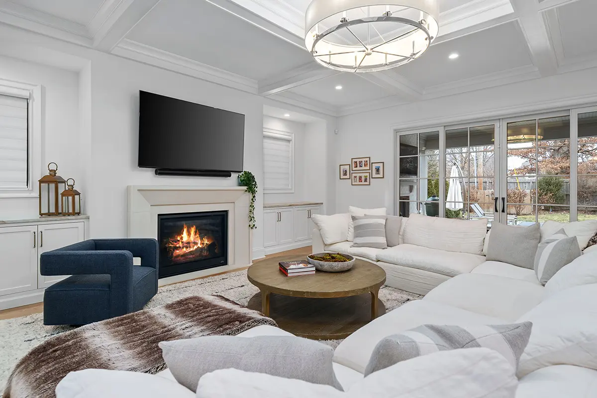 a stately Clayton home at 7539 Maryland Ave