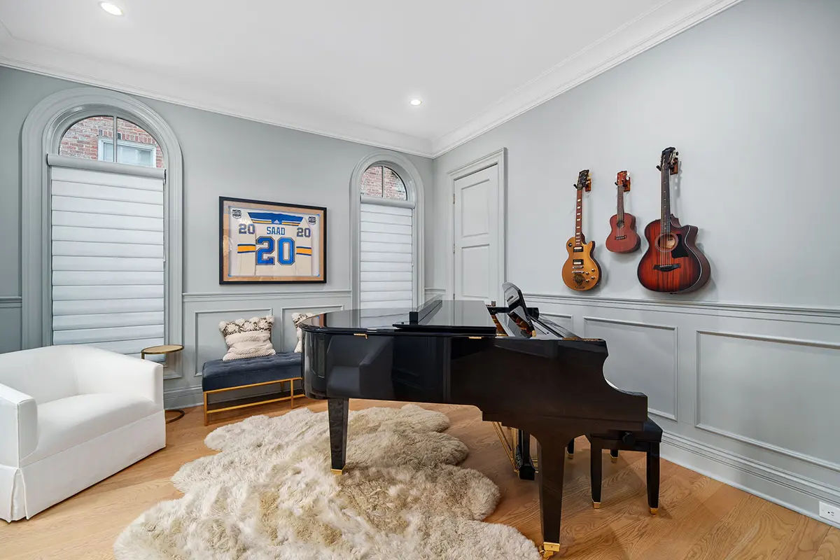 a stately Clayton home at 7539 Maryland Ave