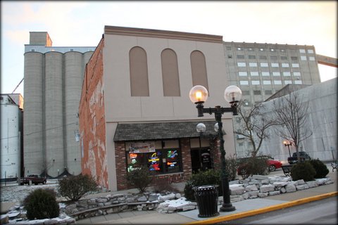 The Bars of Alton | St. Louis Magazine