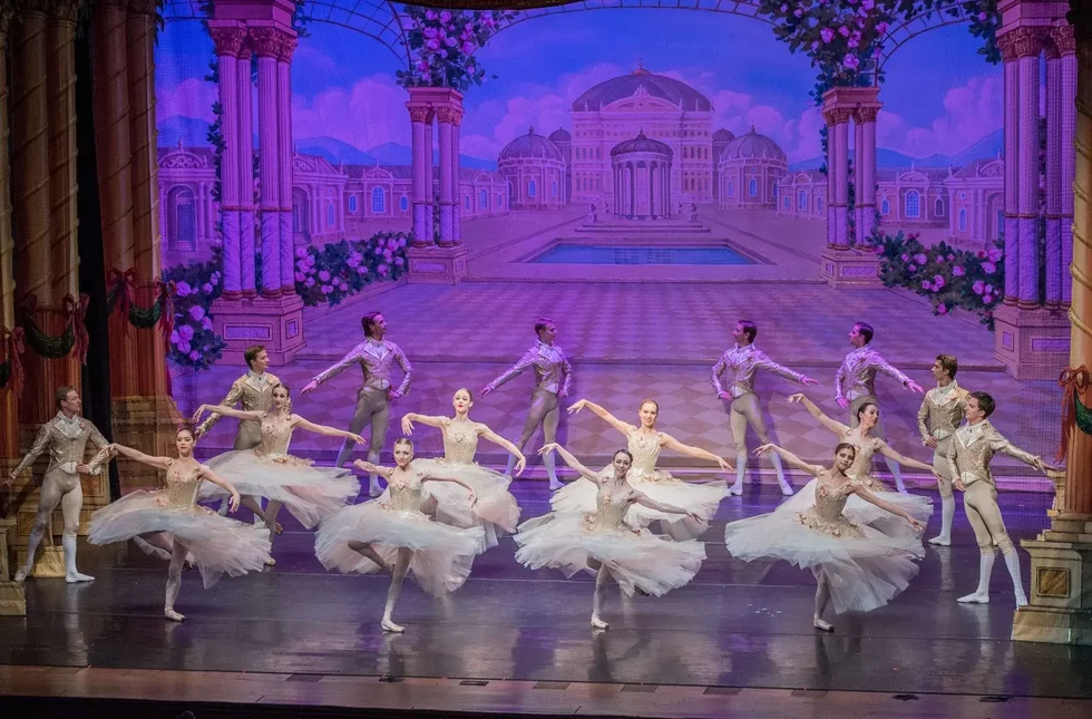 10-waltz-of-the-flowers-full-corps-de-ballet.original.webp